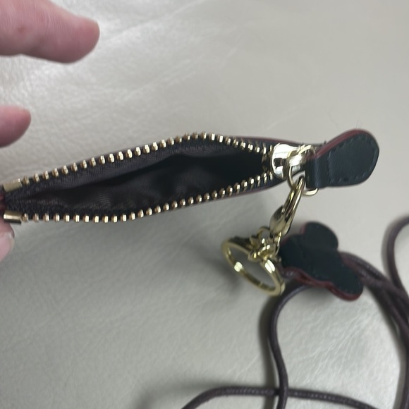 Disney Travelers Mickey Mouse Happy Lanyard - Picture 4 of 6